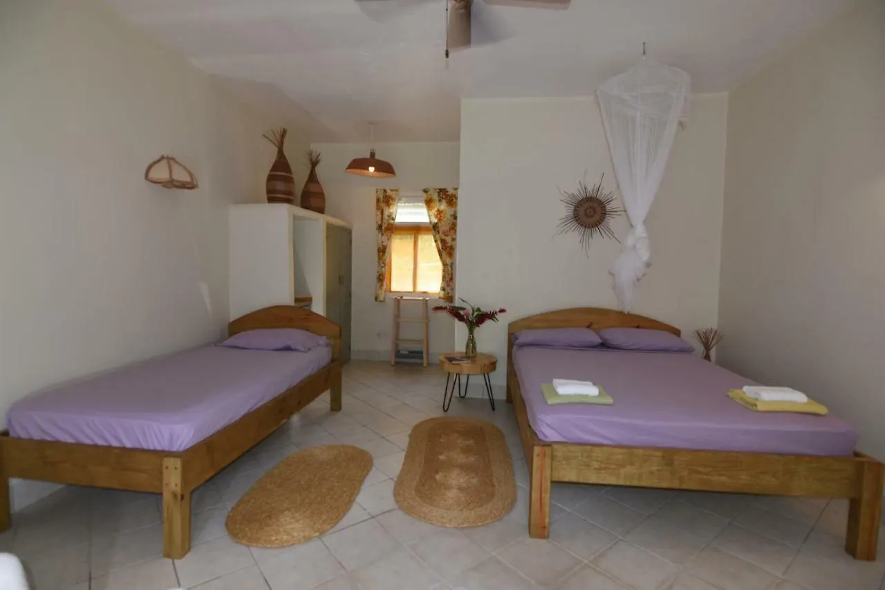 Soufriere Guesthouse 0*,  Dominica
