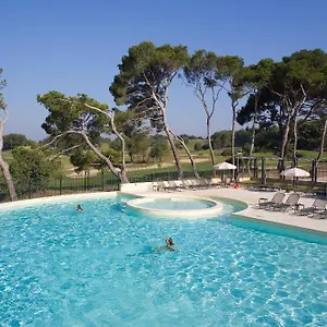 https://madame-vacances-residence-provence-country-club.fr-provencehotel.com