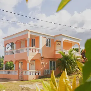Happy Nest Dominica Gasthof